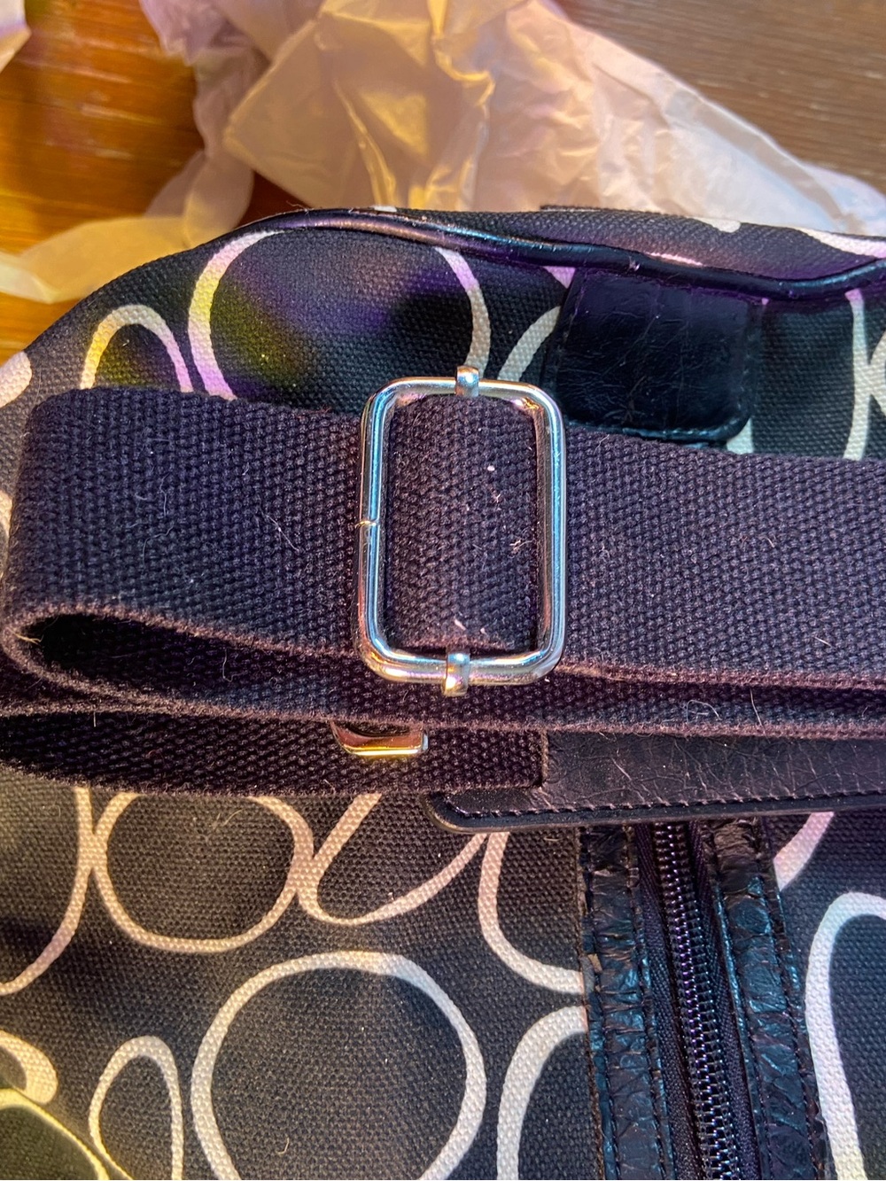 Angela Adams Organic Patterned Weekend Duffel Bag with White Loop Design - Picture 6 of 8